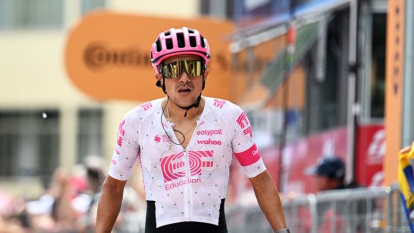 Carapaz to miss Vuelta a Espana, focusing on world championships Carapaz to miss Vuelta a Espana, focusing on world championships