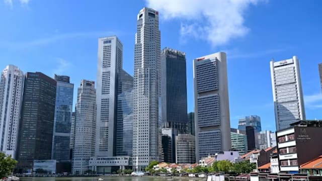 本地银行股连续第二天重挫 拖累海指大跌逾3.49%