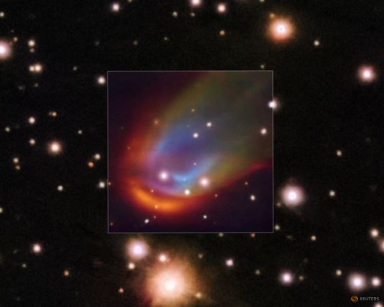 Astronomers spot white dwarf star creating a colorful shockwave