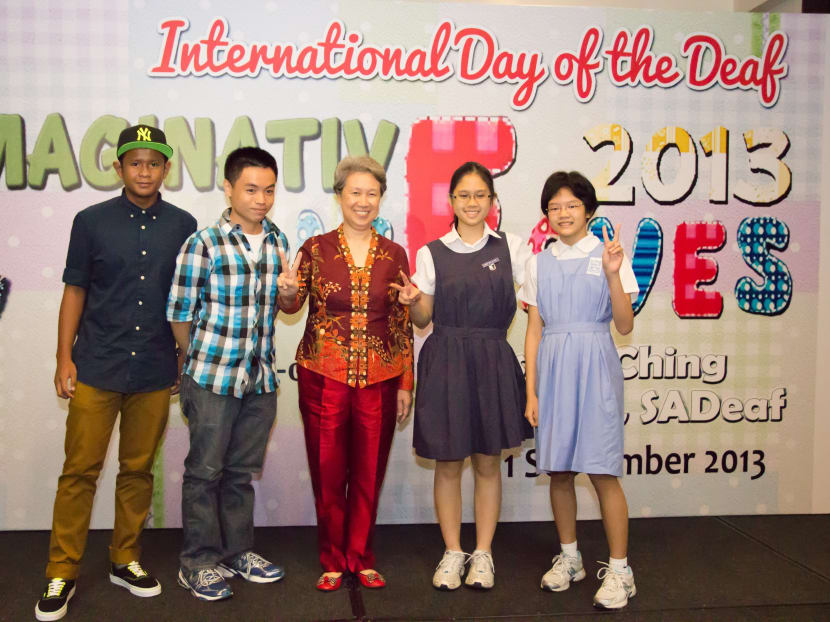 From left to right: Muhammad Syafiie Mohamad Roslan, Then An Zhi, Ms Ho Ching, Grace Tern and Khor Whey Yinn. Photo: SADeaf