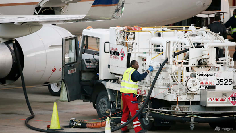 Threat of grounded planes nears as jet fuel supplies dwindle