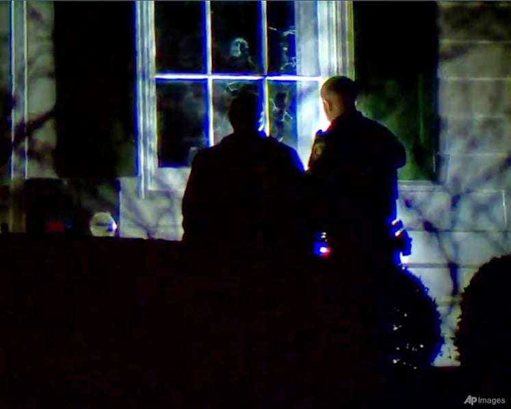 Man who broke windows at JD Vance's Ohio home is detained, says US Secret Service