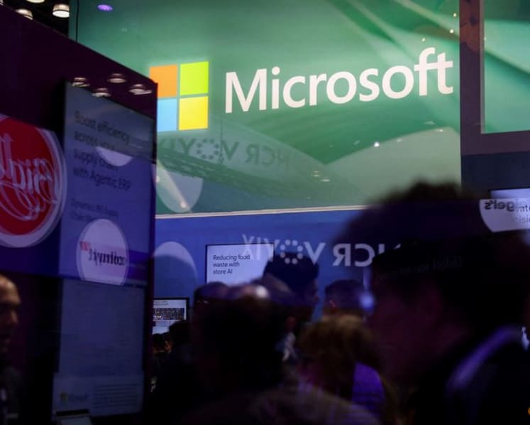 Exclusive-Microsoft eyeing startup deals for life after OpenAI