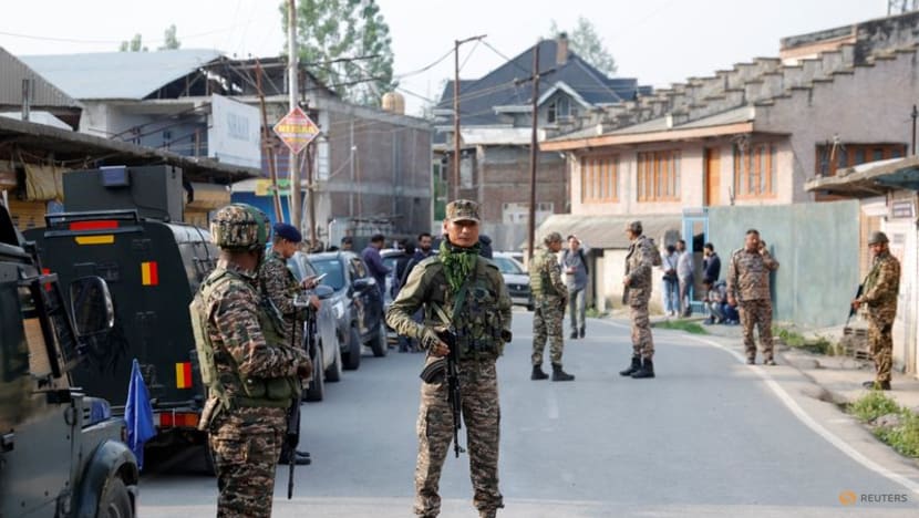 Singaporeans advised to defer non-essential travel to Pakistan and India's Jammu and Kashmir Singaporeans advised to defer non-essential travel to Pakistan and India's Jammu and Kashmir
