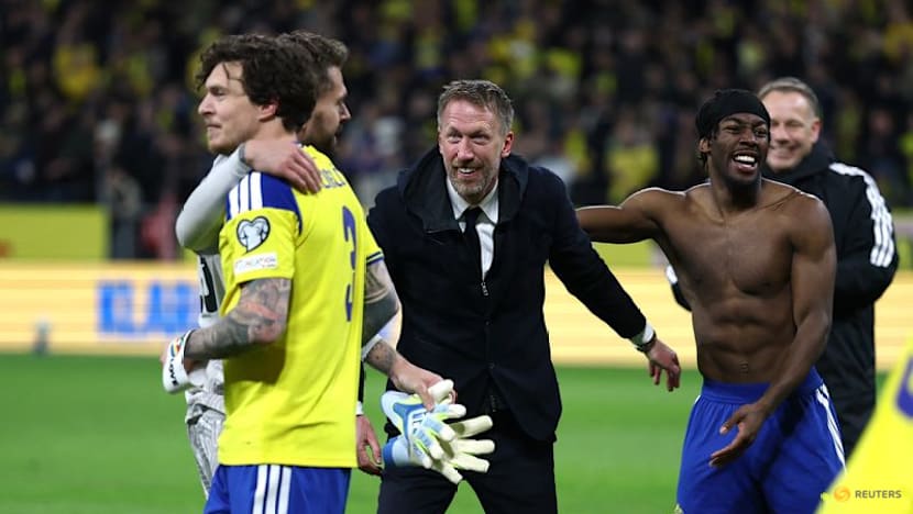 Sweden seek redemption after grabbing World Cup lifeline