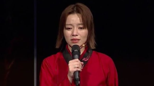 王瞳在艾成忌日泪崩　“蔡太太”承诺永不放弃！
