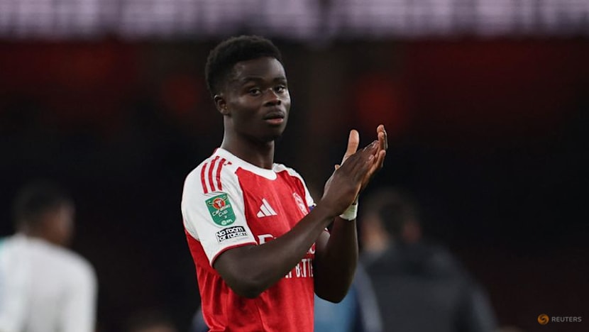 Arsenal visit Burnley with early momentum in Premier League title race