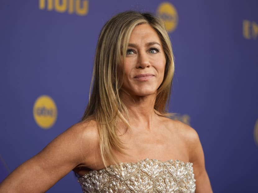 Man arrested after ramming car into front gate of Jennifer Aniston's Los Angeles home