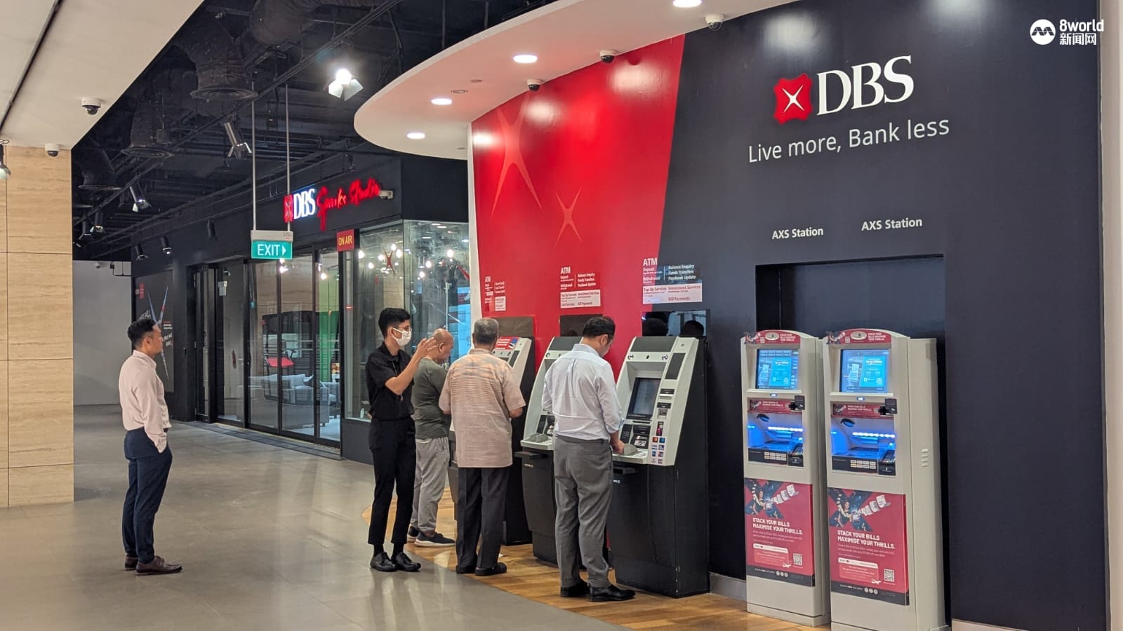 本地电子红包交易增两成立春日公众涌入银行存款讨彩头- 8world