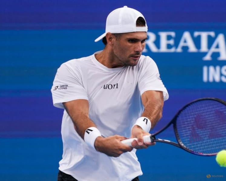 Buse follows grandfather's footsteps with victory at US Open