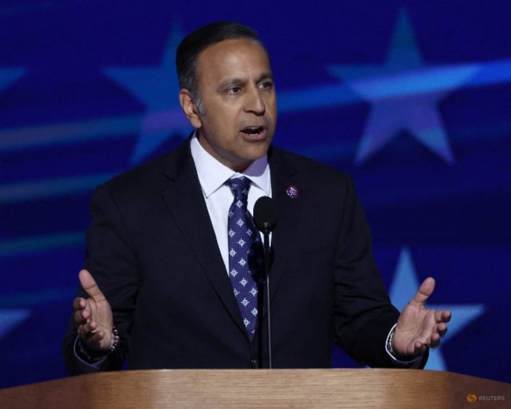 House Democrat urges US action over sleeping Tesla drivers