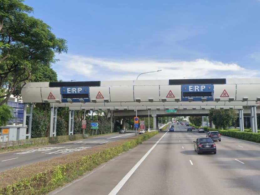 An ERP gantry on the Central Expressway.