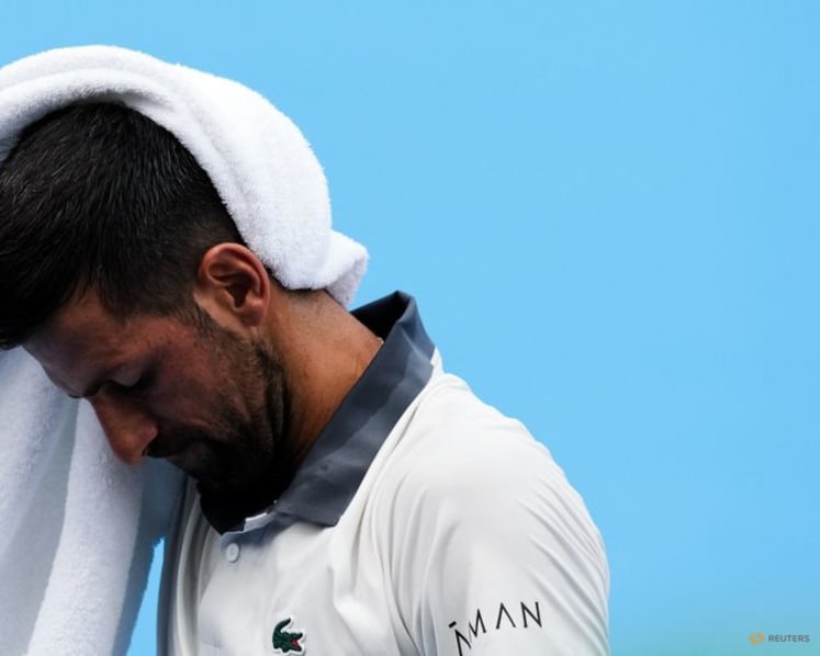 Djokovic falls in Cincinnati heat in first match since Wimbledon