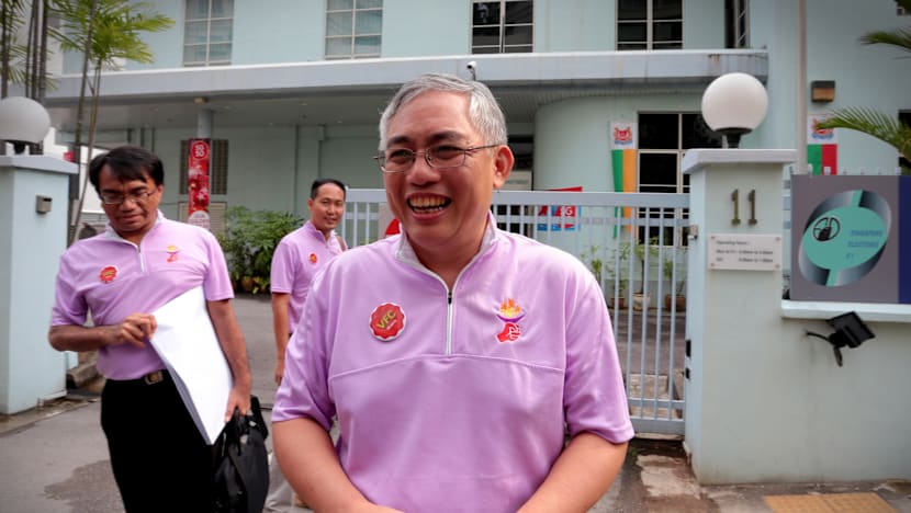 Potential candidates arrive at the Elections Department