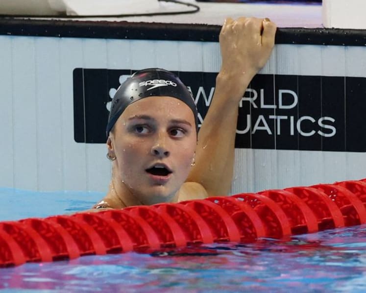 McIntosh wins 400 individual medley after frustrating start to Pan Pacific