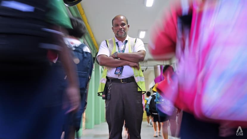 School Work: 'Uncle', 'teacher', 'boss' – meet the security officer appreciated by children and teachers alike School Work: 'Uncle', 'teacher', 'boss' – meet the security officer appreciated by children and teachers alike
