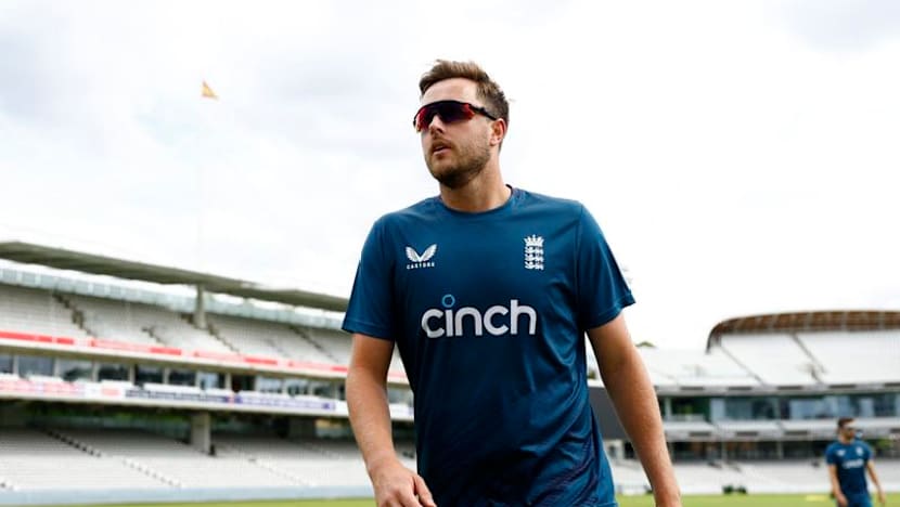 Bashir, Robinson recalled to England squad for first test v New Zealand