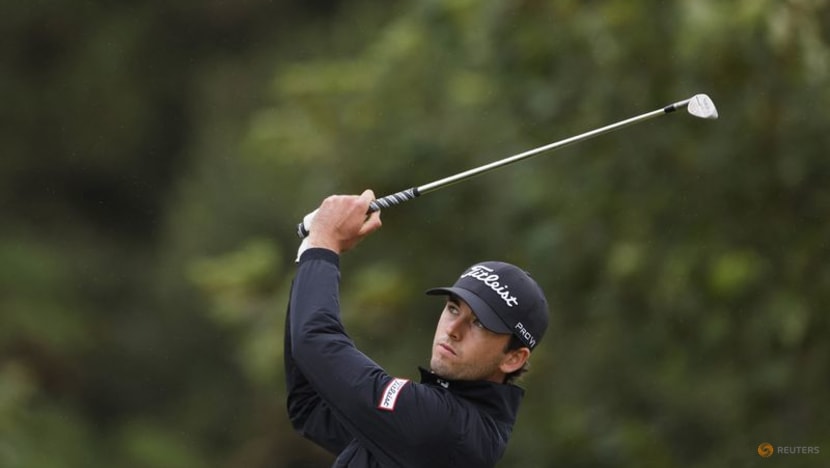 Smylie holds off major winner Smith to claim Australian PGA title