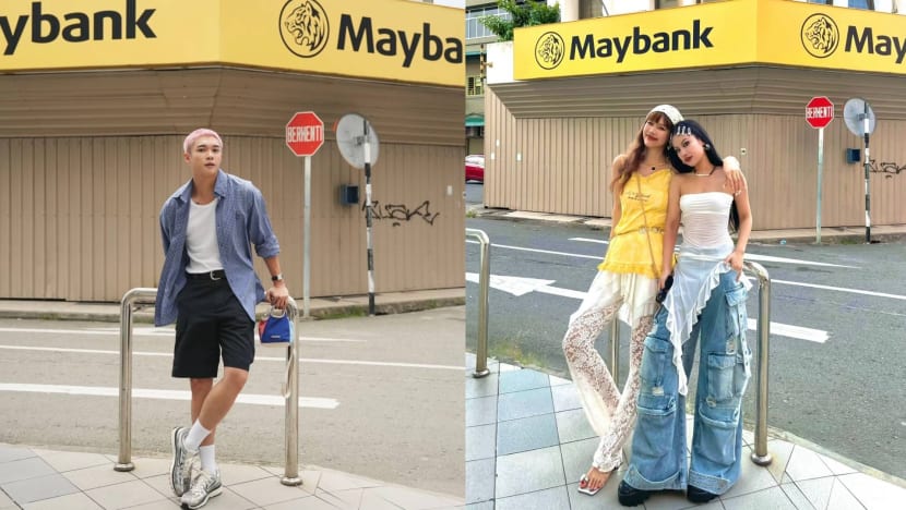 A Maybank Branch In M'sia Has Turned Into A Must-Visit Stop For Tourists A Maybank Branch In M'sia Has Turned Into A Must-Visit Stop For Tourists