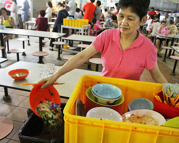 Two hawker centres to get new food waste recycling machines