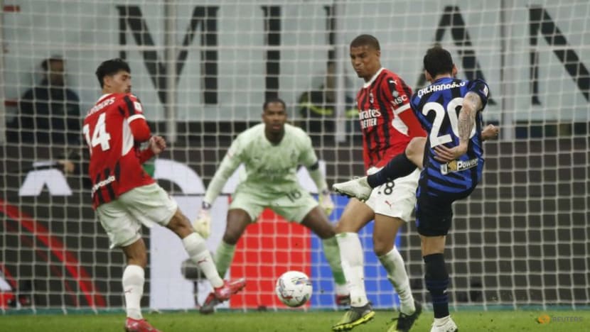 Milan and Inter share spoils in Coppa Italia semi-final first leg Milan and Inter share spoils in Coppa Italia semi-final first leg