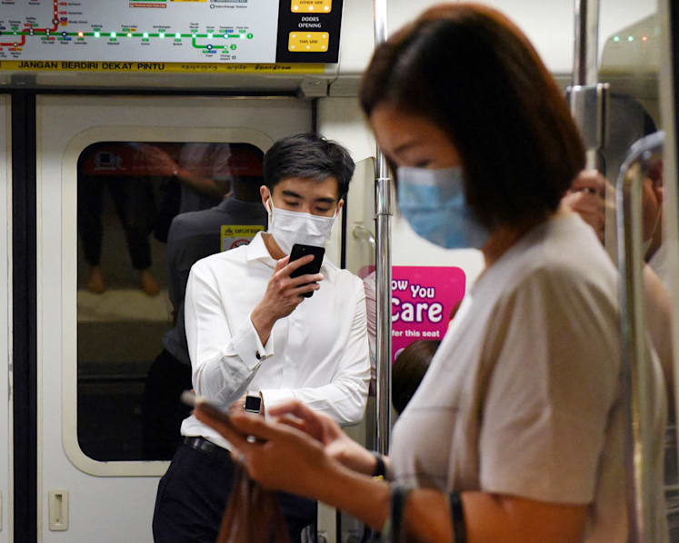 Analysts say entrant Gorilla Mobile's offer of savings may win over some but key is viability in crowded telco market