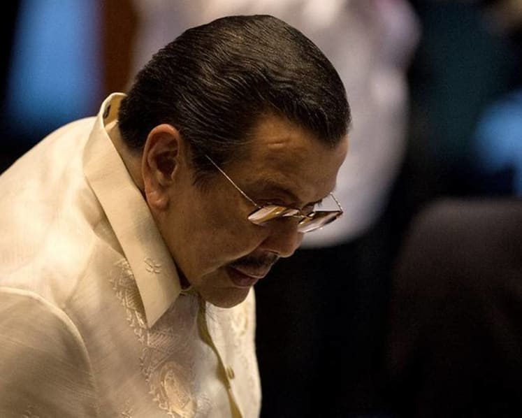 Ex-Philippine President Joseph Estrada on ventilator with COVID-19
