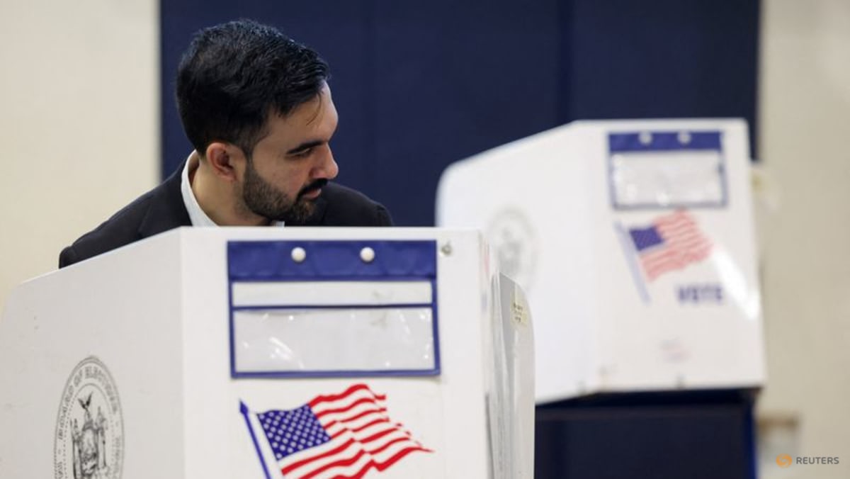 Young leftist Mamdani in final push to win New York City mayoral race