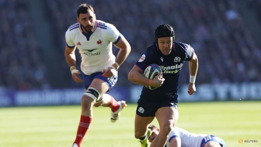 Scotland beat France 50-40 to keep Six Nations title race open