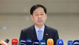 South Korea officials, business leaders join last-ditch push for US trade deal