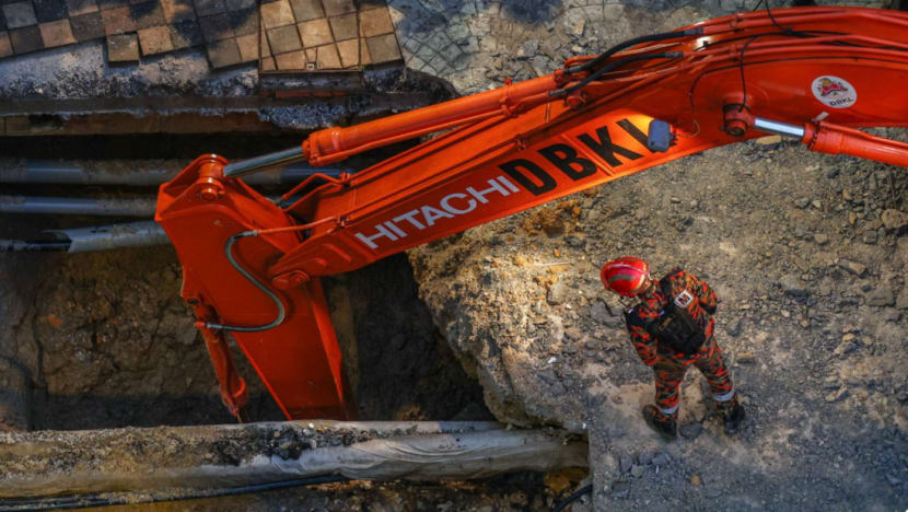 Kerja pembaikan di kawasan Masjid India sedang dijalankan