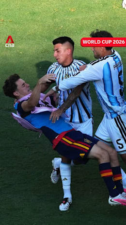 Argentina players brawl with Spain after final whistle