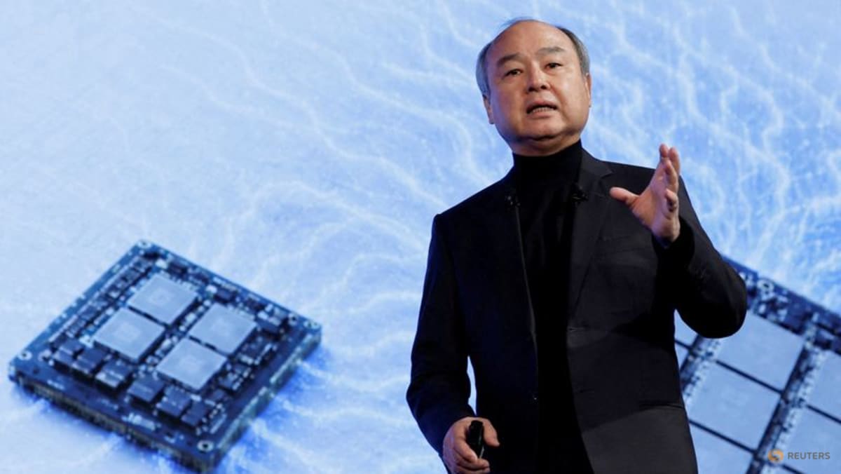 Photograph accompanying SoftBank pays up to 9.75% on a record $11 billion junk sale to avoid selling assets it expects to rise