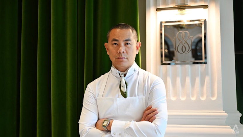 Ray Abdullah Fasts | CNA Luxury