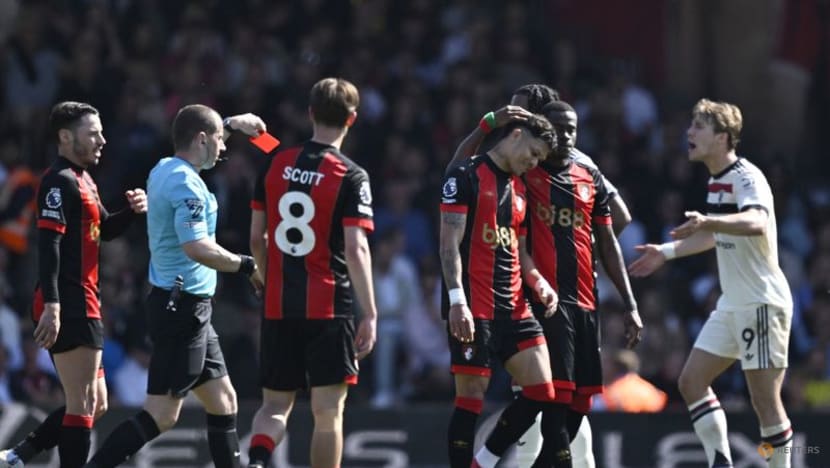 Bournemouth forward Evanilson has red card rescinded