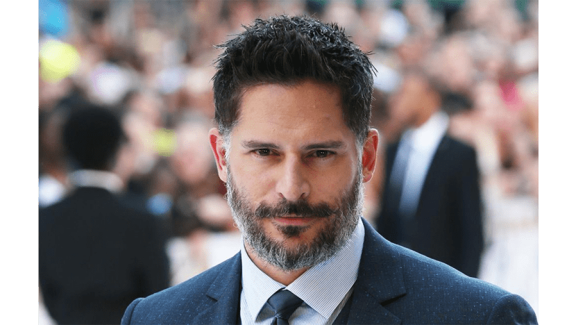 Joe Manganiello stabbed snake with an axe