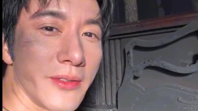 新歌MV火烧琴来真的！王力宏见钢琴残骸好心疼