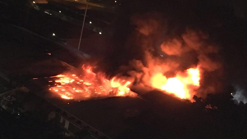 Massive fire put out at Toa Payoh Industrial Park
