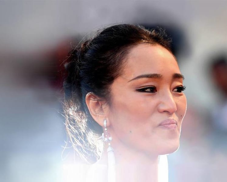 Mascara tips from Gong Li’s makeup artist: How to make your short lashes look longer
