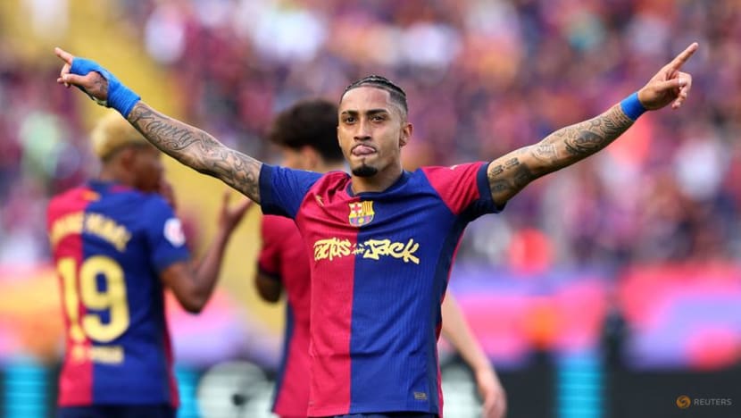 Barcelona edge closer to title with thrilling 4-3 win over Real Madrid Barcelona edge closer to title with thrilling 4-3 win over Real Madrid
