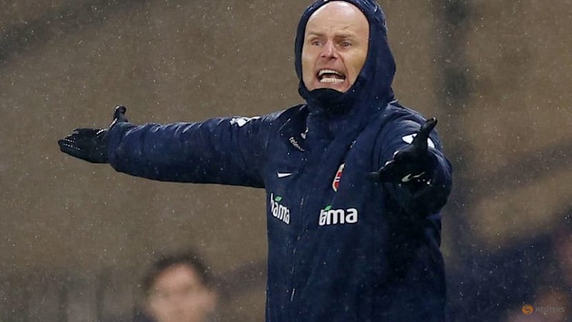 Norway coach Solbakken calls for faster ball kids in World Cup push