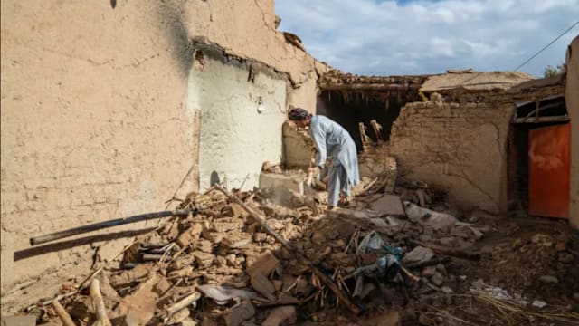 阿富汗5.8级地震造成至少12死 一家八口罹难