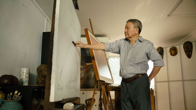 从为钱画画到为自己而画 萧学民获文化界最高荣誉