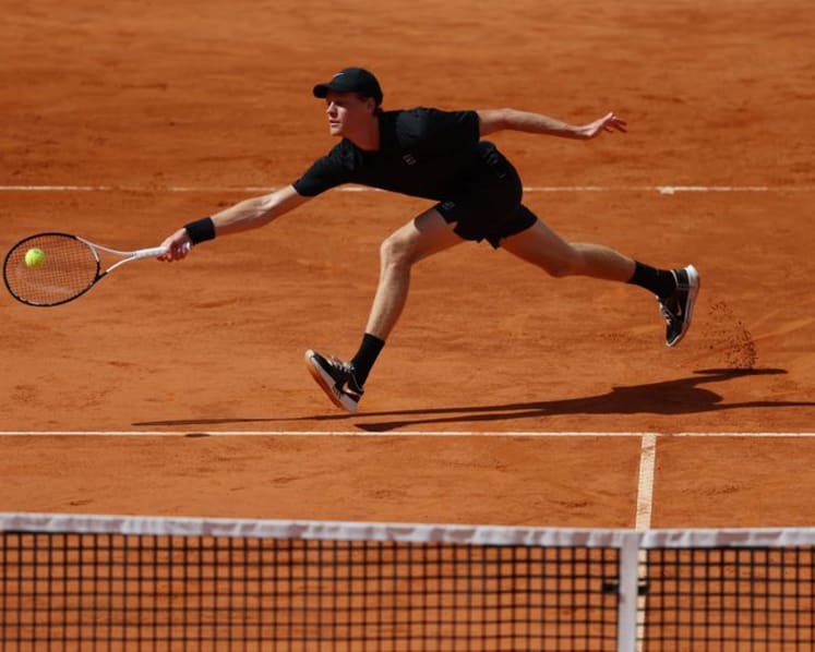 Sinner equals Djokovic's 31-match Masters run, marches into Rome quarters