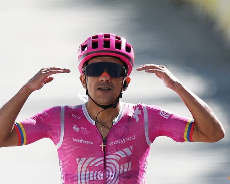 Carapaz secures solo victory in Tour de France stage 18, Pogacar stays in yellow