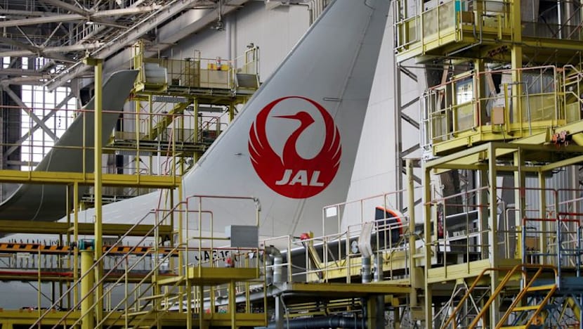 Japan Airlines orders up to 26 Embraer jets for regional arm