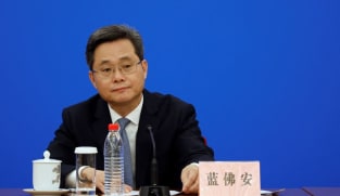 China warns US tariff war 'huge risk' to world economy