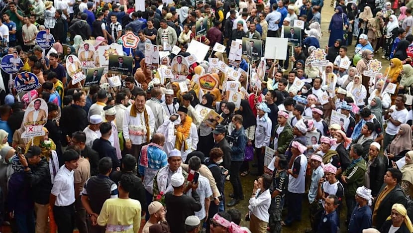Calon pilihan raya Thailand mula daftar bertanding