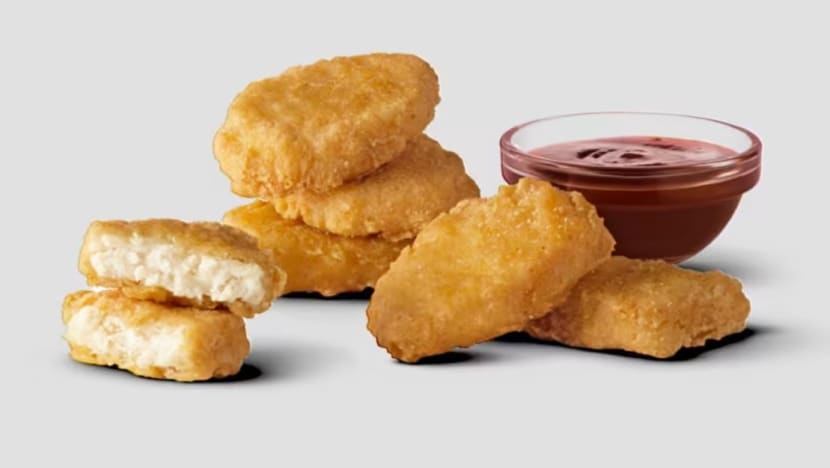 McDonald's SG akan kenakan bayaran bagi sos tambahan mulai 2 Jan 2025