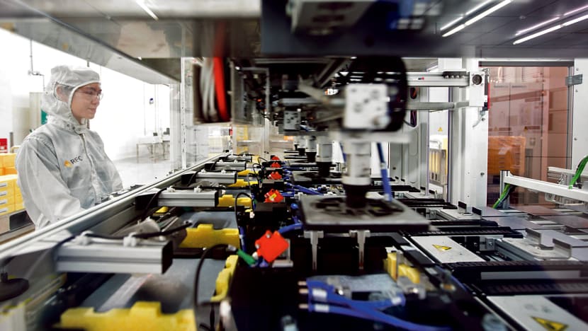Manufacturing output expands in March